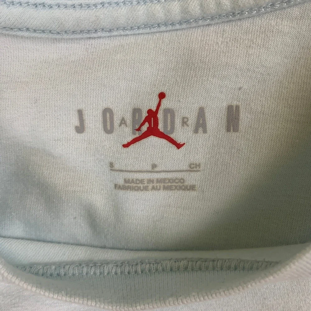 Jordan Flight Club Graphic T-Shirt Mens Small Blue Red Jumpman Logo Tee‎ Cotton